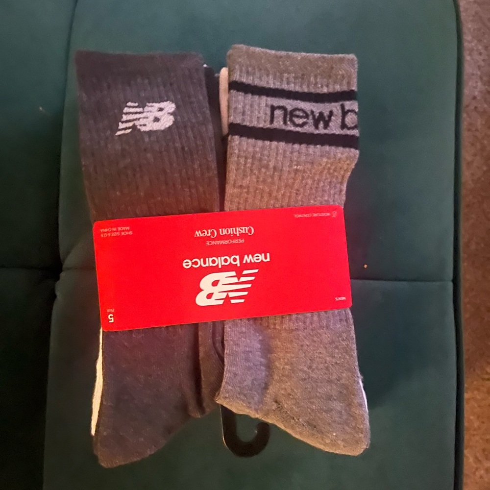 New Balance Black and Gray Cushioned Crew Socks